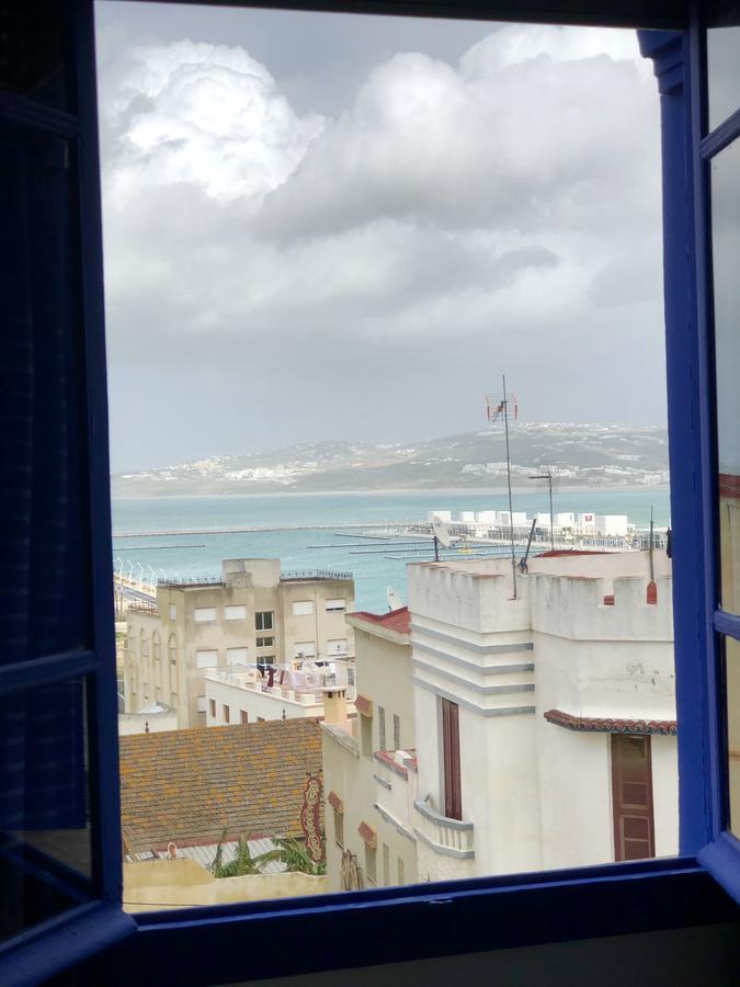 El Muniria Hotel Tangier Bagian luar foto